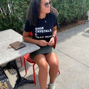 Meet your Posher, Maya